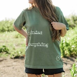 Brand new oversized vintage wash green mindset is everything smiley tee large